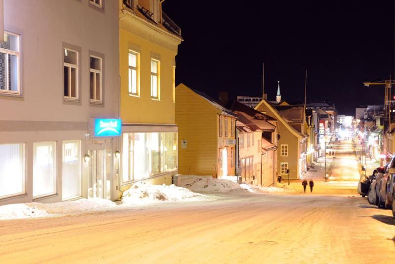 Skansen Hotel ทรอมโซ ภายนอก รูปภาพ